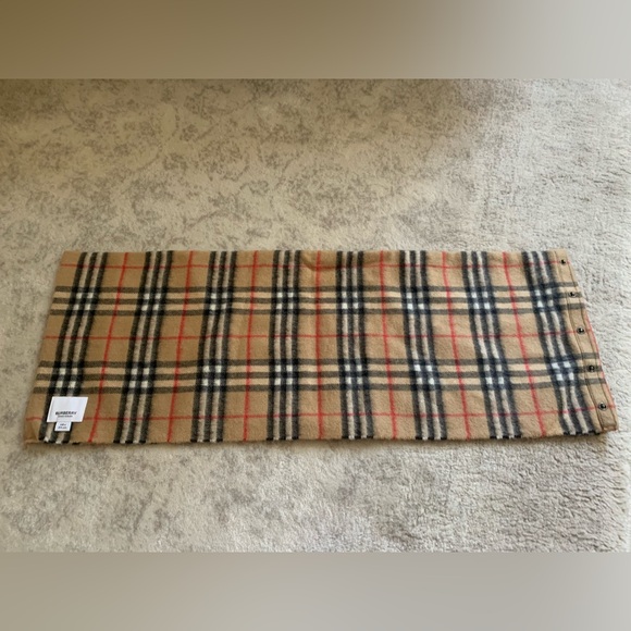 Burberry Accessories - Burberry cowl neck scarf